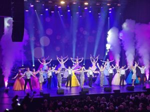 Wyjazd Klubu Seniora na koncert „Orkiestra Księżniczek - Największe Przeboje”