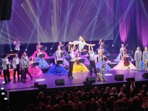 Wyjazd Klubu Seniora na koncert „Orkiestra Księżniczek - Największe Przeboje”