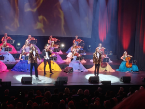 Wyjazd Klubu Seniora na koncert „Orkiestra Księżniczek - Największe Przeboje”