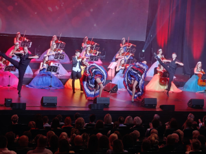 Wyjazd Klubu Seniora na koncert „Orkiestra Księżniczek - Największe Przeboje”