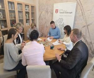 Osoby podpisujące umowę