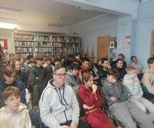 osoby uczestniczące w spotkaniu.