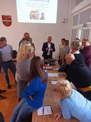 Uczestnicy szkolenia z zakresu ochrony ludności i obrony cywilnej