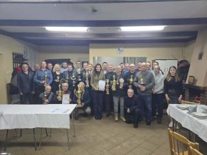 Członkowie Polskiego Związku Hodowców Gołębi Pocztowych wraz z Burmistrz Miasta Panią Dominiką i Sekretarz Miasta Panią...