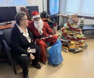 Uczestniczka Klubu Ksiązki z Mikołajem