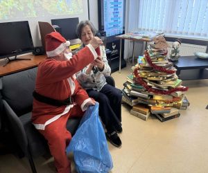 Uczestniczka Klubu Ksiązki z Mikołajem