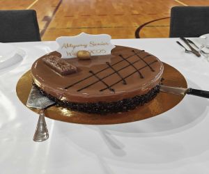 tort z napisem Aktywny Senior Wigilia 2025