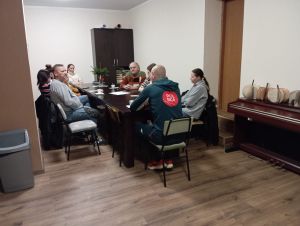 Uczestnicy spotkania z panem Ziętarskim