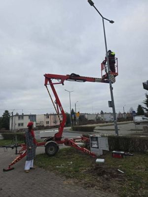 montaż monitoringu na skrzyzowaniu ulicy Lipnowskiej z Żeromskiego