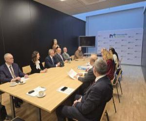 Osoby uczestniczące w posiedzeniu zarządu Stowarzyszenia Metropolia Toruńska