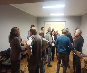 Wspólne rozmowy z członkami orkiestry