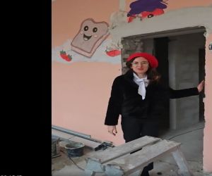 Pani Burmistrz Dominika Piotrowska  pokazuje remont pomieszczeń na złobek dla maluszków