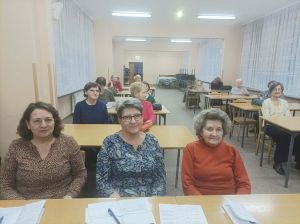 Słuchacze Uniwersytetu Trzeciego Wieku