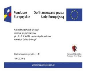 tablica z informacją o dofinansowaniu Klubu Seniora