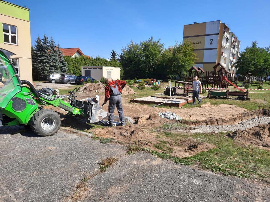 Budowa infrastruktury rekreacyjnej  przy miejskich przedszkolach