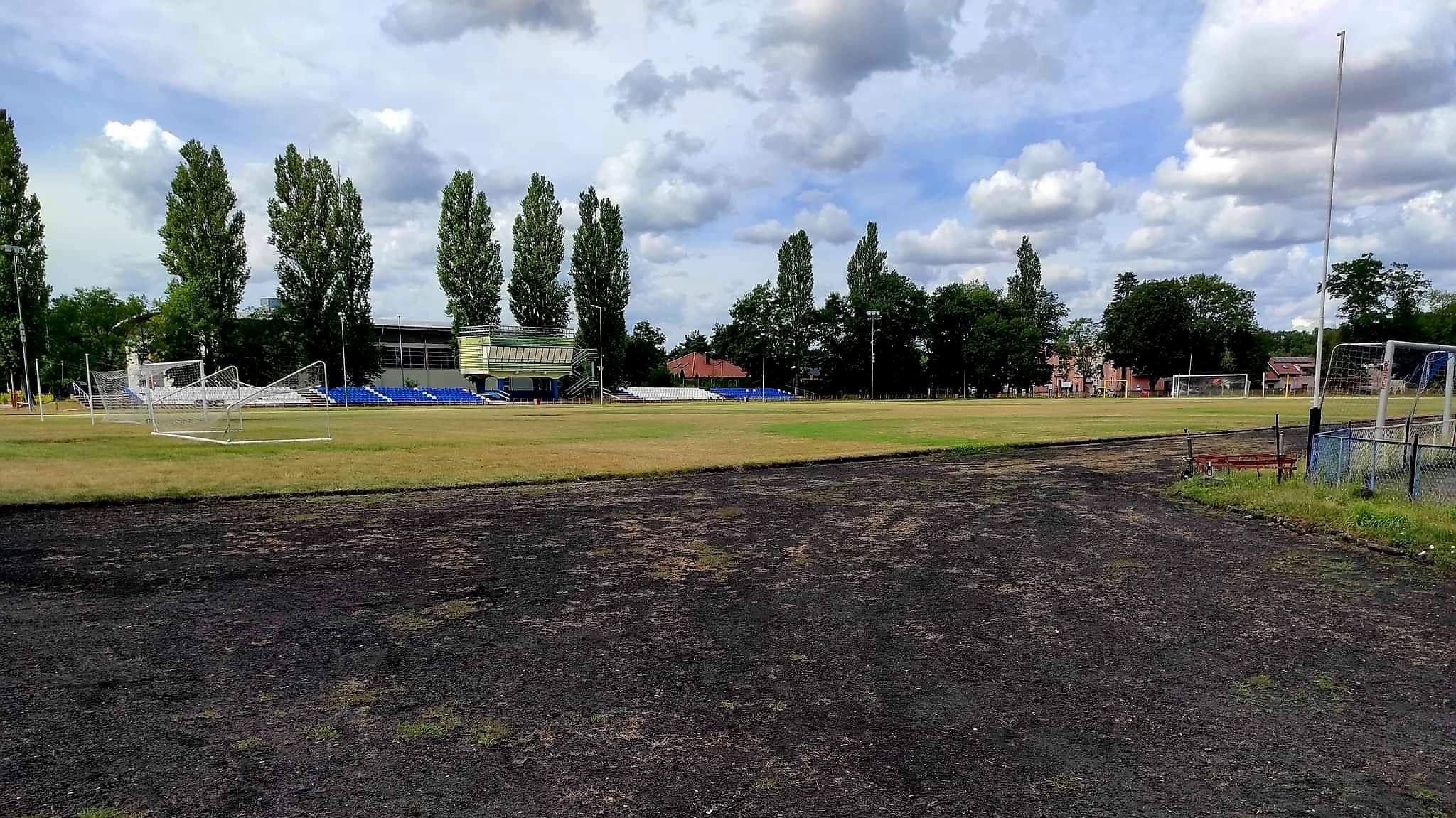 OTWARCIE OFERT NA MODERNIZACJĘ STADIONU