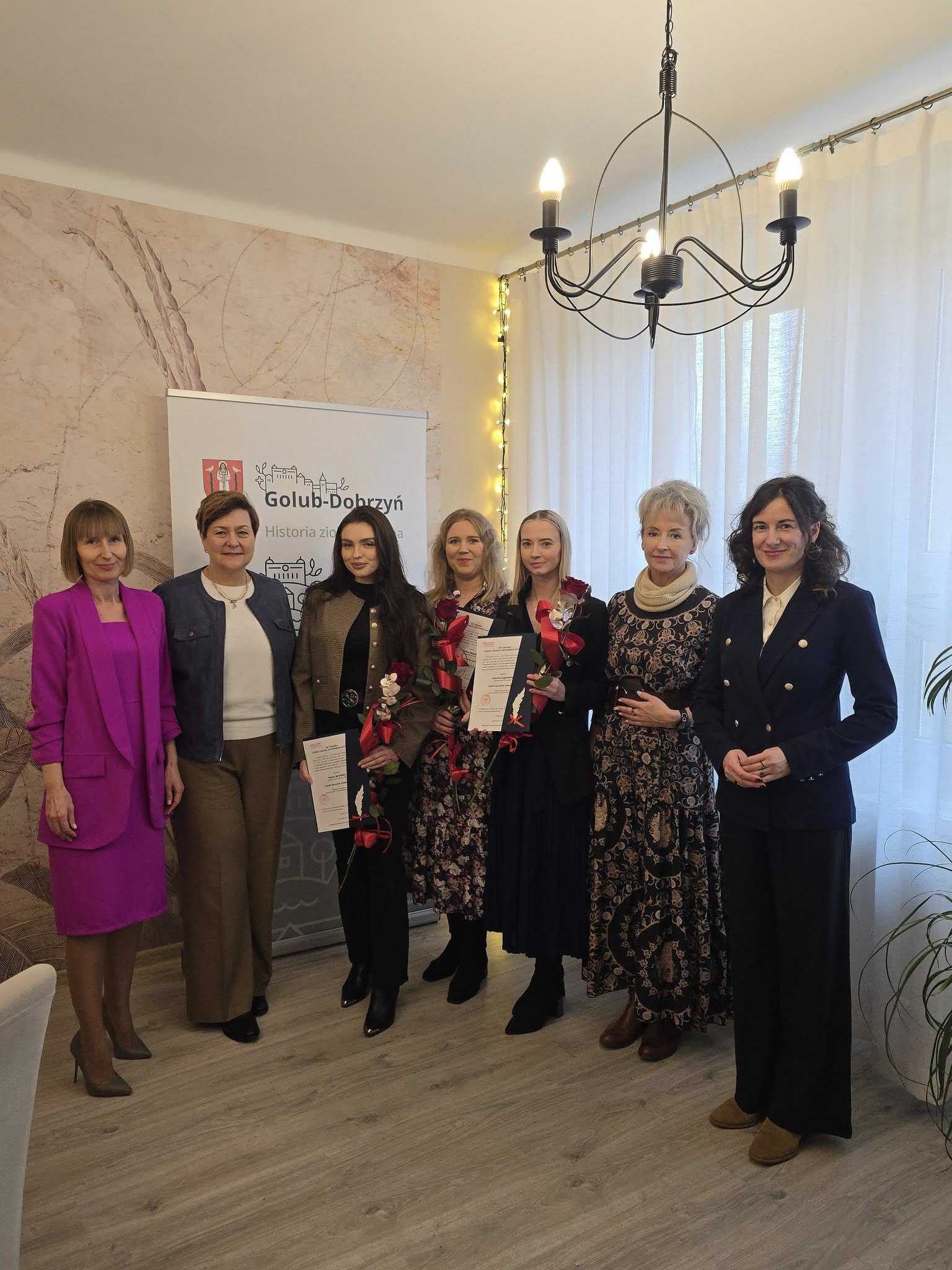 Awans zawodowy nauczycieli- wręczenie aktów mianowania