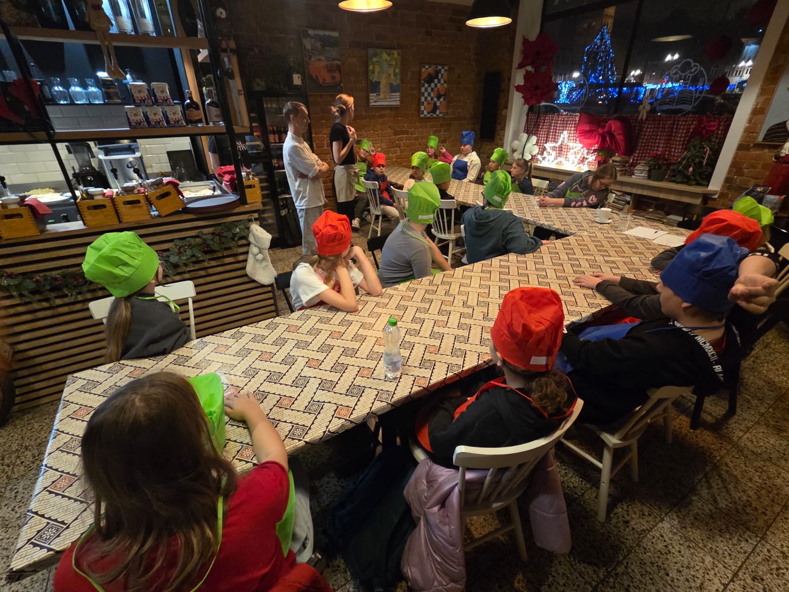 Kolejne doniesienia z Klubu Mlodzieżowego