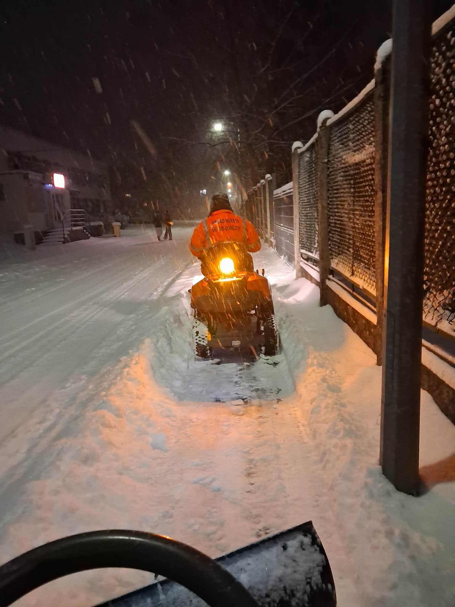 Podziękowanie dla pracowników służb